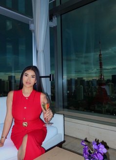 Leaving soon - escort in Tokyo Photo 13 of 16