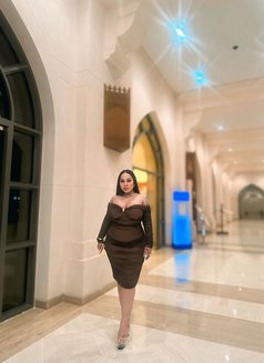 Let meet up - escort in Muscat Photo 21 of 21