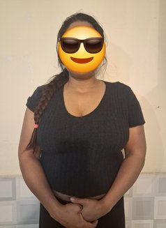 LIVE SHOW🫦 PRE REC VIDEO of《D🥀MPLE 》🩵 - puta in Mumbai Photo 2 of 4