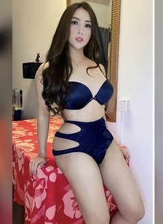 Ts RHODORA IS BACK JUST ARRIVED - Transsexual escort in Singapore Photo 25 of 28