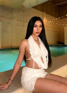 Just Arrived, Let’s Cum Together - Acompañantes transexual in Manila Photo 27 of 27