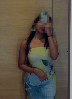 🦋 let's do ( Cam Show& Real meet)🦋 - puta in Chennai Photo 1 of 3