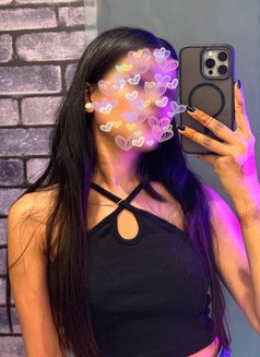 VIP 🥂cam show and real meet 🥂🥂 - puta in Hyderabad Photo 5 of 5