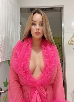Let's get wet baby,cause I feel hot - escort in Pune Photo 17 of 17
