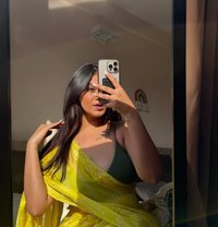 🥂Lets meet and CAM 🥂🥂 - escort in Kochi Photo 4 of 7