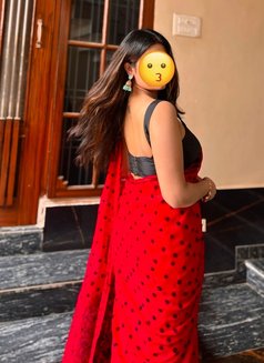 Let's Meet and Fun 🥂 - puta in Mumbai Photo 2 of 7