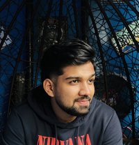 Let’s Meet for Free - Male escort in New Delhi