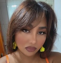 Versatile TOP in My BED🥂 Filipino - Transsexual escort in Dubai