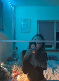 Leticia - puta in Yokosuka Photo 4 of 14