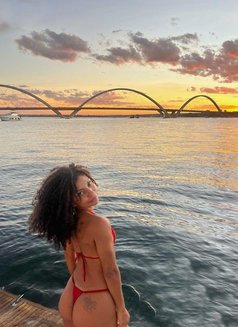 Leticia Dantas 🇧🇷 - puta in Bangkok Photo 4 of 8