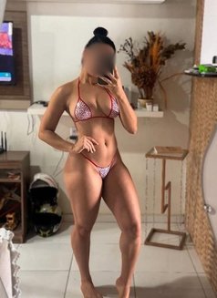 Leticia Marks - escort in Coimbra Photo 12 of 13
