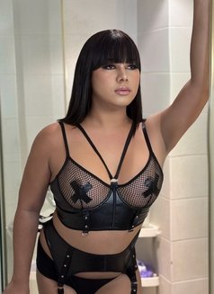 Ravena Fully Functional MistressParty - Transsexual escort in Singapore Photo 4 of 18