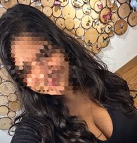 Lets meet outcall secretly ,face webam - escort in Kochi
