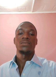Leu(Bamburi,Nyali) - Male escort in Mombasa Photo 2 of 4