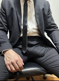 𝗕𝗪𝗖,𝗦𝗜𝗚 - Male escort in Riyadh Photo 2 of 2