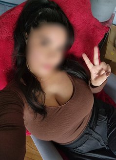 Lewie - escort in Famagusta Photo 3 of 7