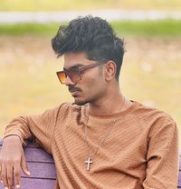 Lewyi - Male escort in Bangalore