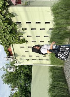 Lexa New Girl - puta in Singapore Photo 13 of 17