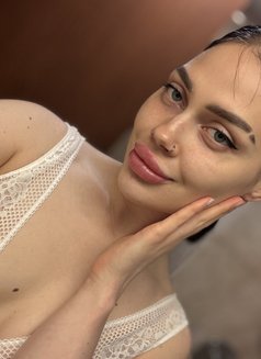 Lexa - escort in Bangkok Photo 1 of 3