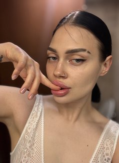 Lexa - escort in Bangkok Photo 2 of 3