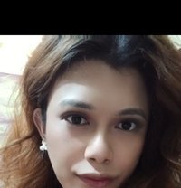 Lexalex - Transsexual escort in New Delhi Photo 3 of 8