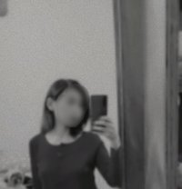 Lexi(cam Show) - adult performer in New Delhi