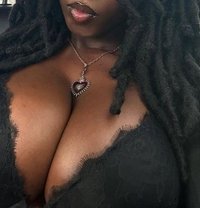 Lexi - masseuse in Montreal