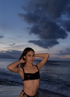 Lexi - Acompañantes transexual in Manila Photo 5 of 14