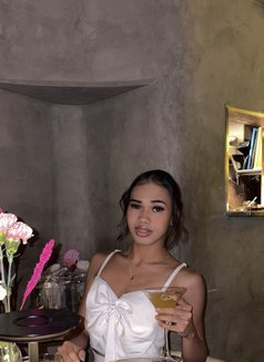 Lexi - Acompañantes transexual in Manila Photo 11 of 14