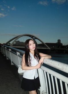 Lexi - Transsexual escort in Manila Photo 2 of 4