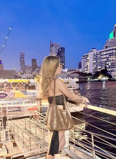 Lexie Horny - escort in Makati City Photo 20 of 30