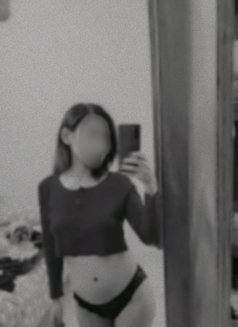 Lexi - puta in Bangalore Photo 1 of 8