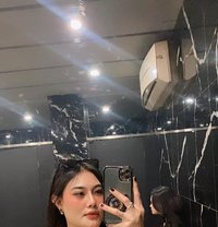 Lexi - escort in Bali