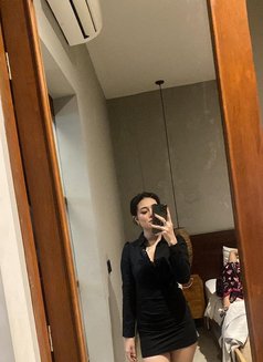 Lexi - escort in Bali Photo 2 of 3