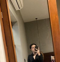 Lexi - escort in Bali