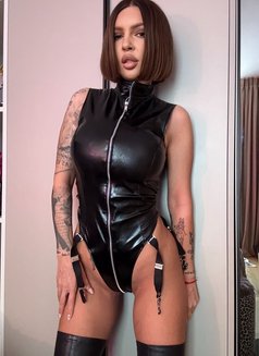 Lexi Moon - escort in Hyderabad Photo 10 of 21