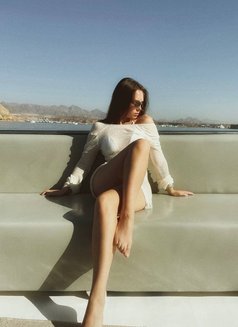 Lexi - escort in Dubai Photo 7 of 12