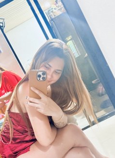 Lexiba just landed - escort in Hong Kong Photo 13 of 15