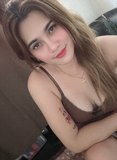 Lexiba just landed - escort in Hong Kong Photo 17 of 18