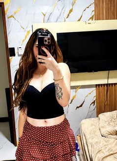 Lexiba just landed - escort in Hong Kong Photo 18 of 21