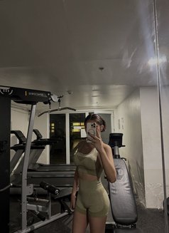 Lexie - puta in Makati City Photo 8 of 8