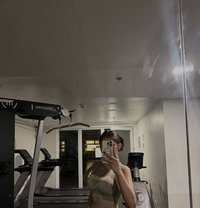 Lexie - escort in Manila