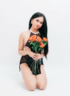Lexie Horny - puta in Makati City Photo 8 of 30