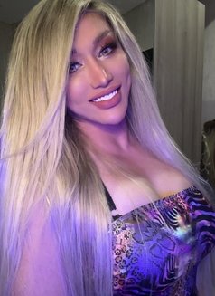 Lexii - Pretty X BIG ASS X not top - Transsexual escort in Abu Dhabi Photo 9 of 13