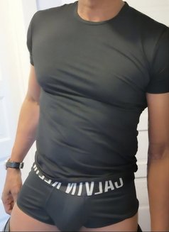 Lexton - Acompañantes masculino in Toronto Photo 3 of 4
