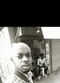 Lexxy - Male escort in Kitengela Photo 6 of 7