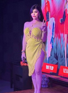 Lexy - companion in Cardiff Photo 7 of 10