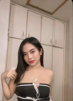 Lexy - escort in Manila Photo 6 of 6