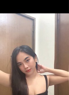 Lexy - escort in Manila Photo 8 of 8