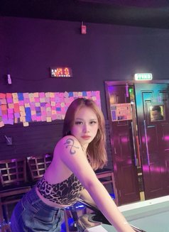 Lexy full servicesex Philippines🇵🇭 - Transsexual escort in Abu Dhabi Photo 12 of 12